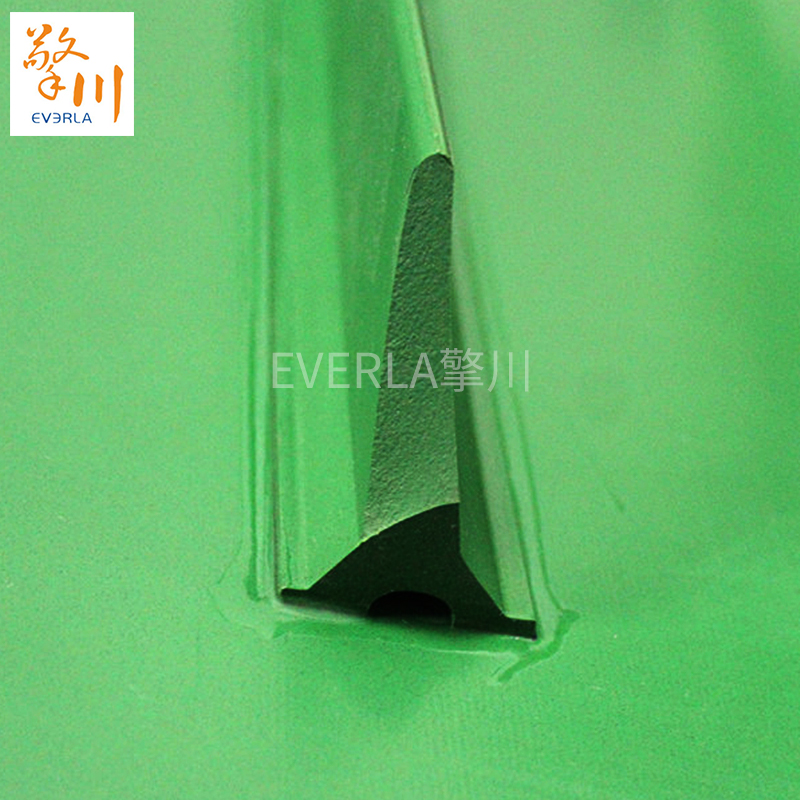 <a href='http://m.zgcinnotown.com.cn/shusongdai/xiangjiao/' target='_blank'><u>擋板輸送帶</u></a>的三大優(yōu)勢